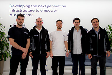 Adquisición de Logysto